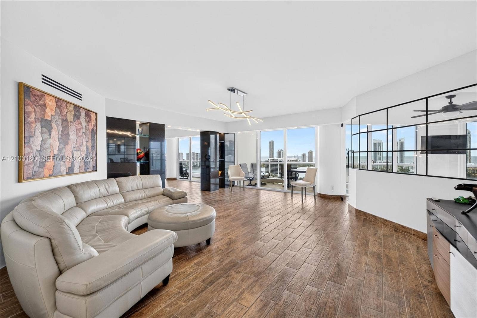 7000 Island Boulevard, #2409-2410, Aventura, FL 33160 Photo 3