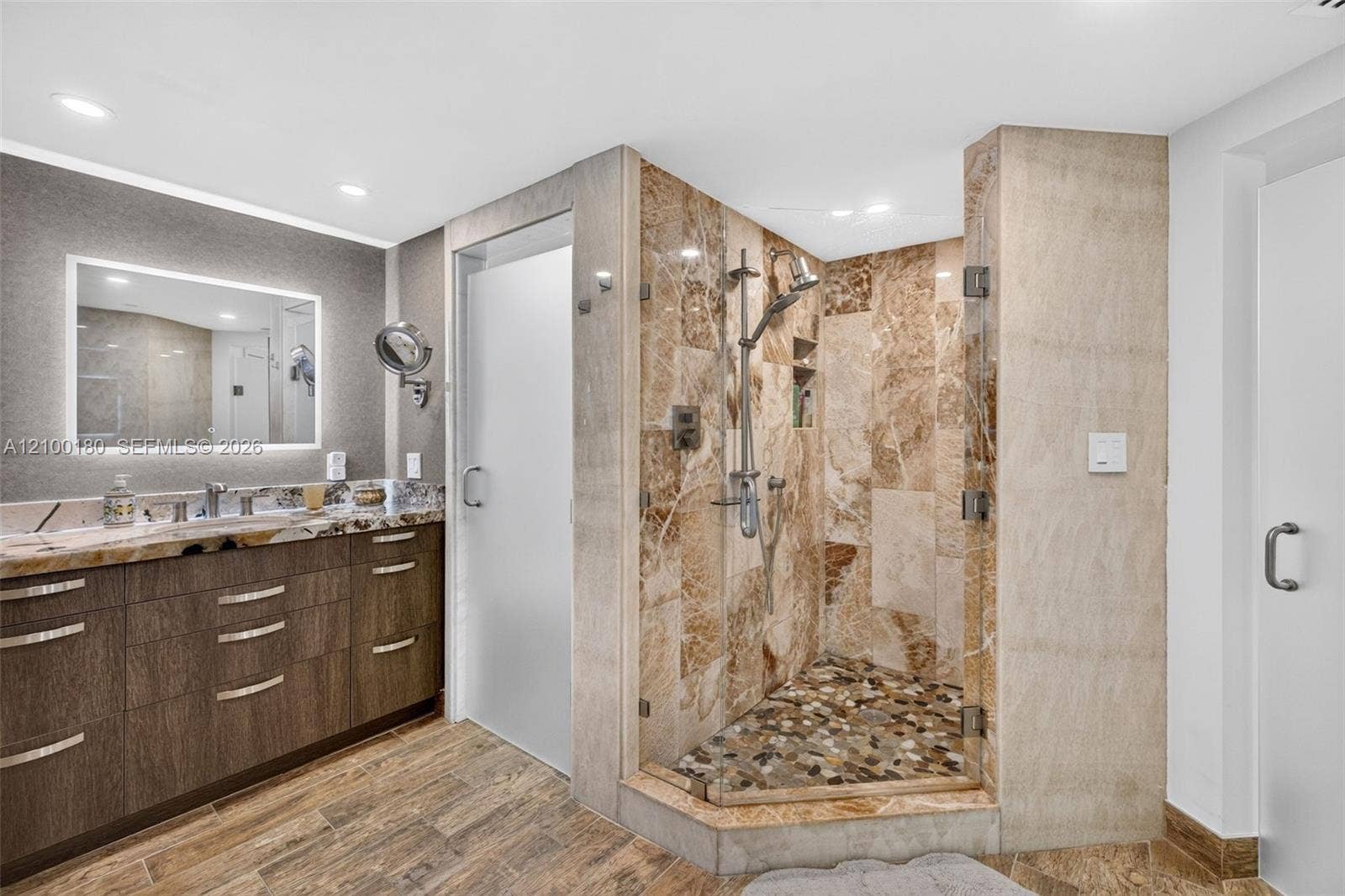 7000 Island Boulevard, #2409-2410, Aventura, FL 33160 Photo 81