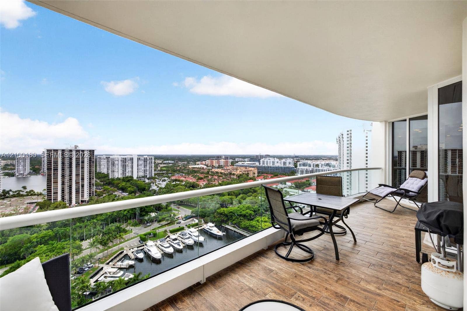 7000 Island Boulevard, #2409-2410, Aventura, FL 33160 Photo 87