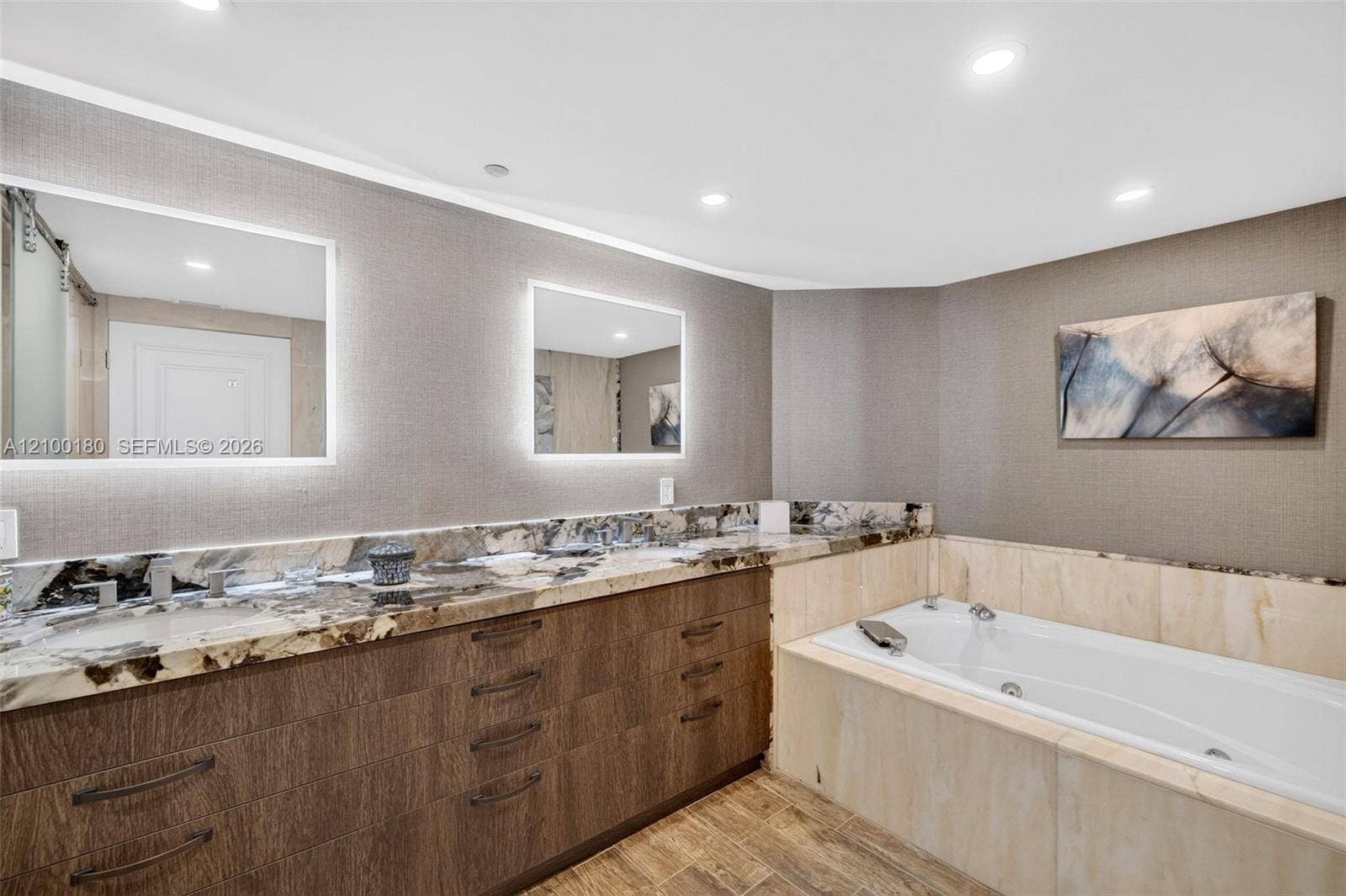 7000 Island Boulevard, #2409-2410, Aventura, FL 33160 Photo 39
