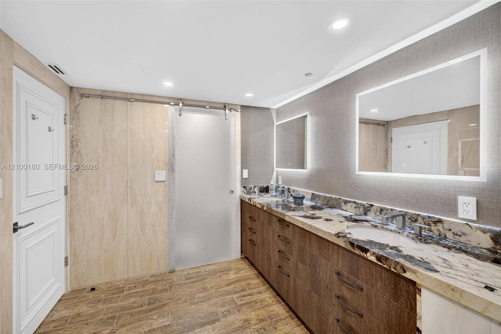 7000 Island Boulevard, #2409-2410, Aventura, FL 33160 Photo 40