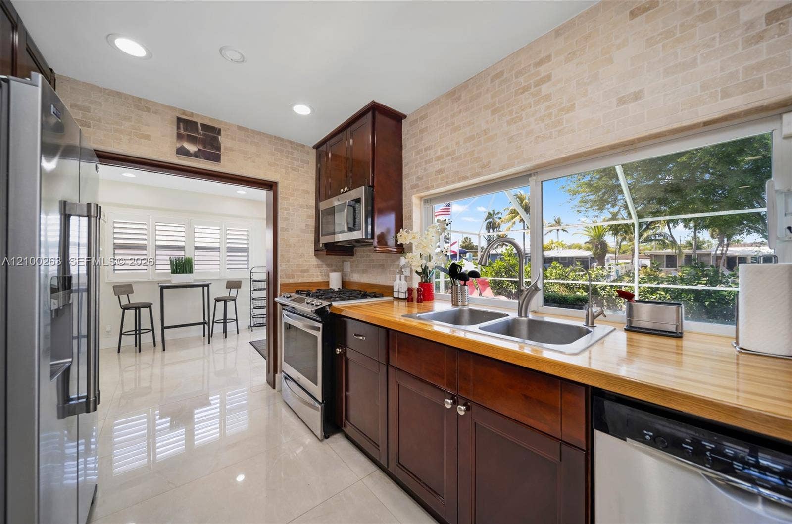 31 SE 12th Street, Pompano Beach, FL 33060 Photo 12