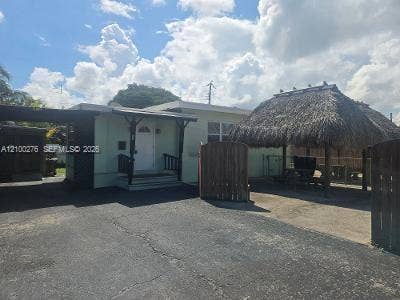 14 SE 14th Street, Dania, Dania Beach, FL 33004 Photo 9