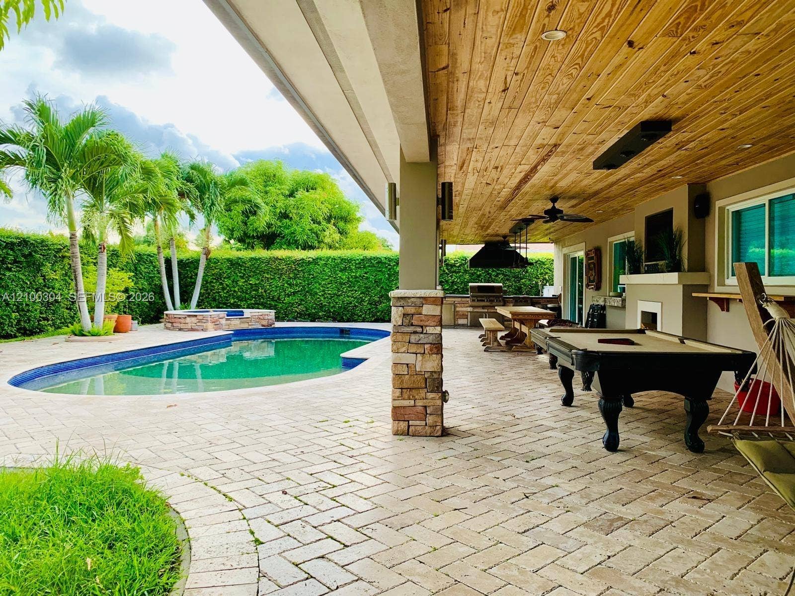 14456 SW Kendale Lakes Boulevard, Miami, FL 33183 Photo 9