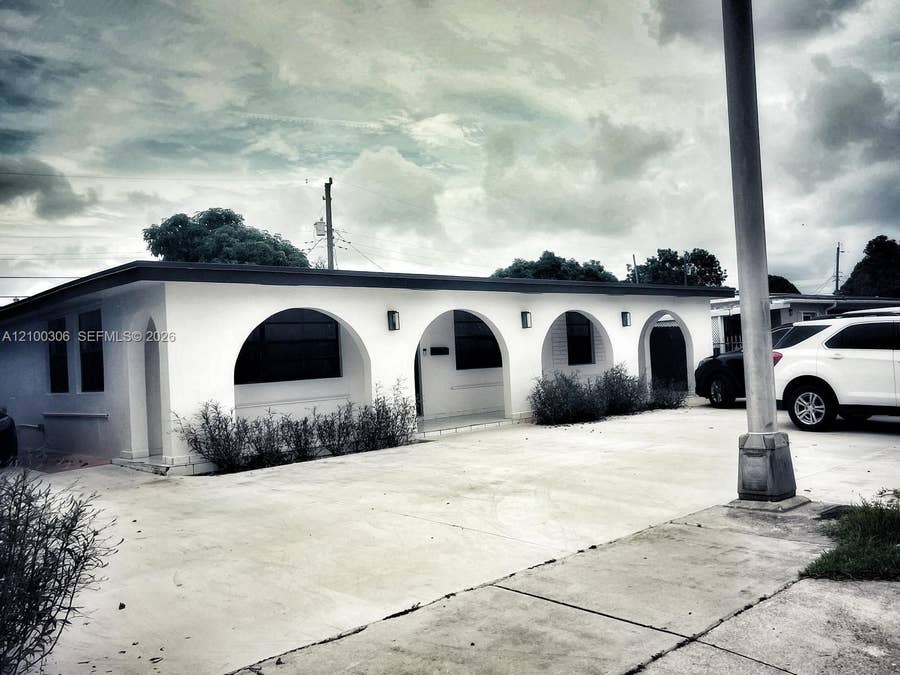 Property photo for 351 W 36th Street, Hialeah, FL