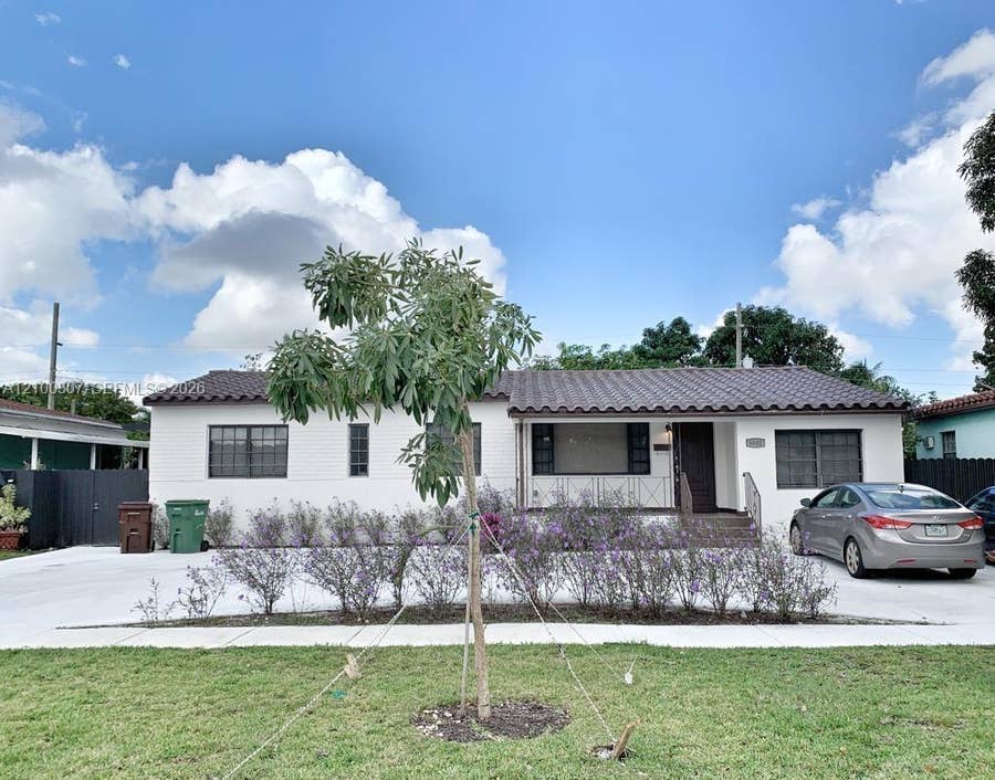 Property photo for 5802 W 3rd Avenue, Hialeah, FL
