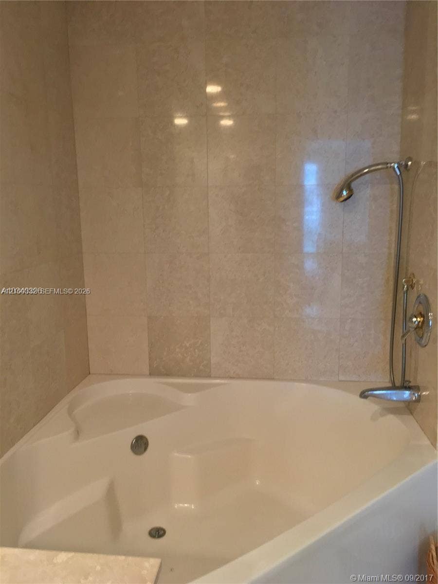 3370 Hidden Bay Drive, #612, Aventura, FL 33180 Photo 21