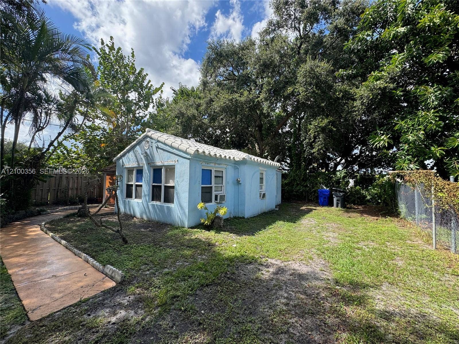 215 Columbus Parkway, Hollywood, Hollywood, FL 33021 Photo 2