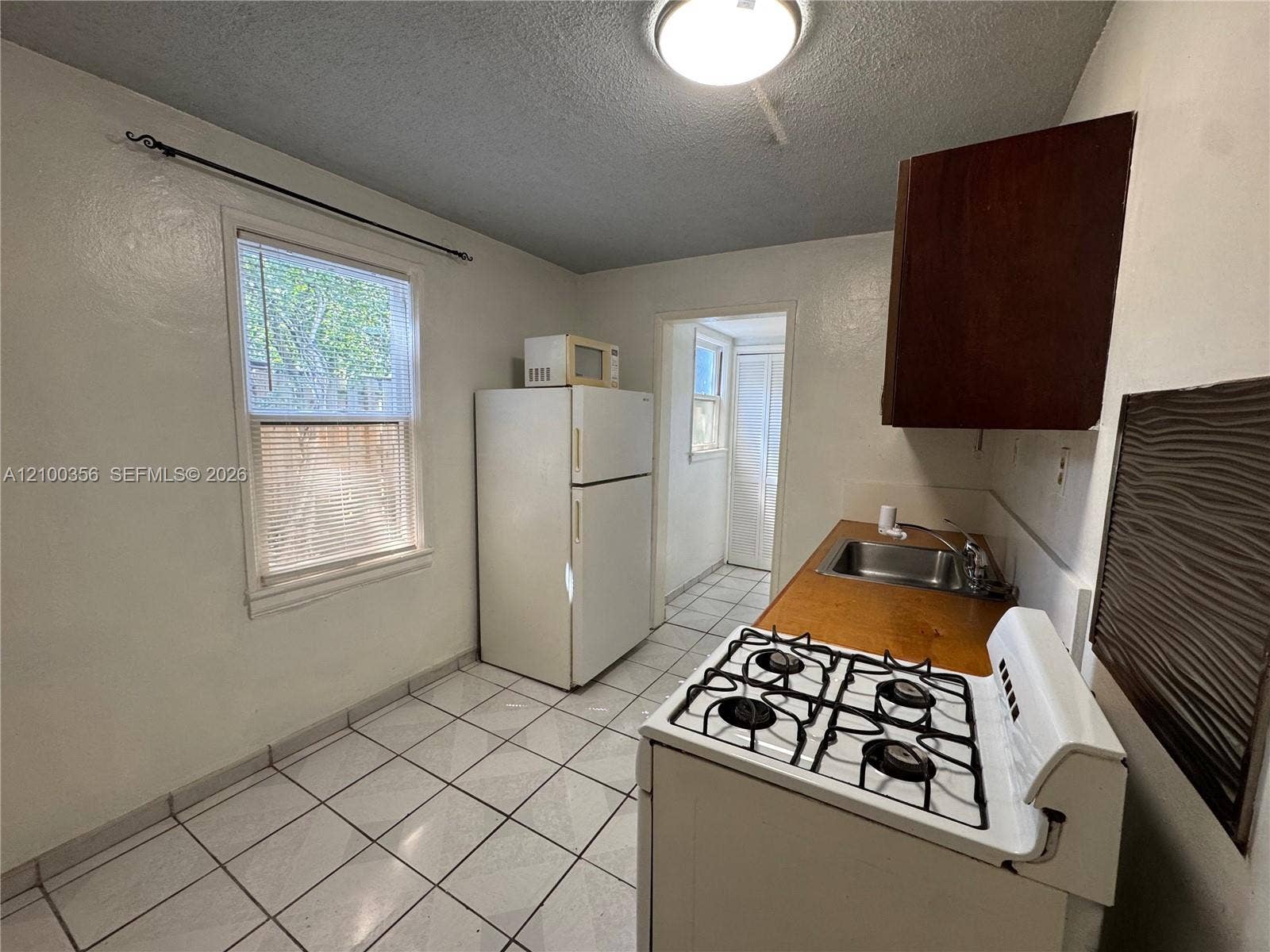 215 Columbus Parkway, Hollywood, Hollywood, FL 33021 Photo 8