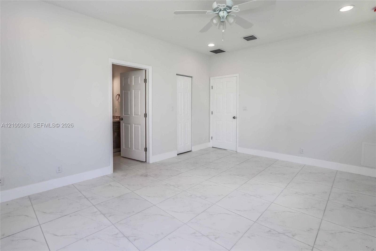 806 NW 5th Avenue, Hallandale Beach, Hallandale Beach, FL 33009 Photo 9