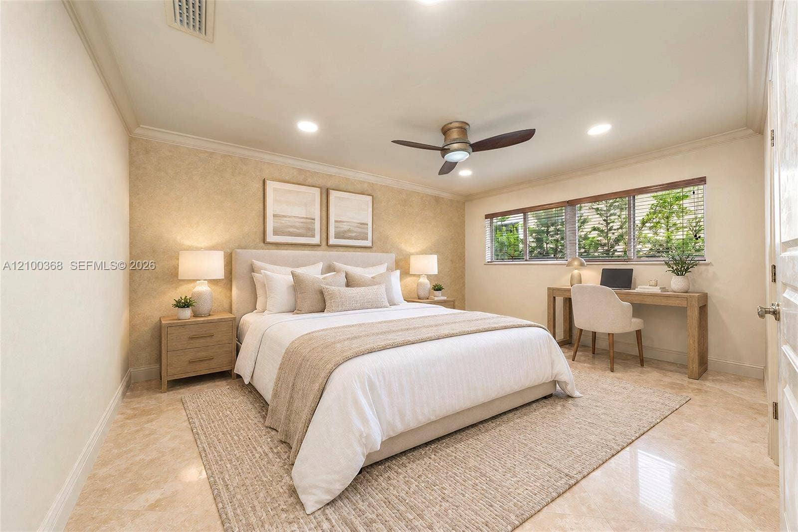 Room with neutral textured accent wall, polished stone flooring, recessed lighting, ceiling fan, and horizontal windows