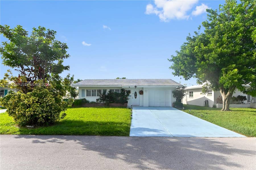 Property photo for Tamarac, FL