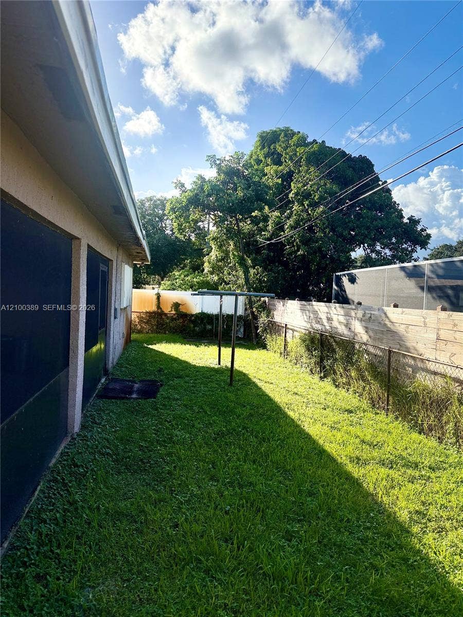 3851 SW 11th Street, Fort Lauderdale, FL 33312 Photo 3
