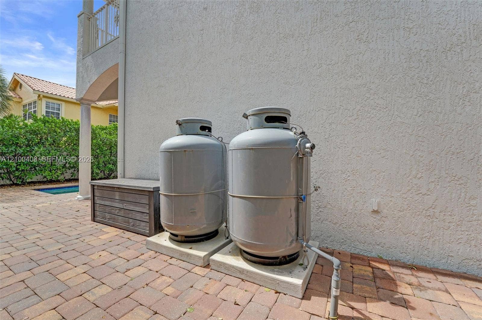 1950 Blue Water Terrace S, Lauderdale By The Sea, FL 33308 Extra large tanks of propane always on hand for the generator if needed.