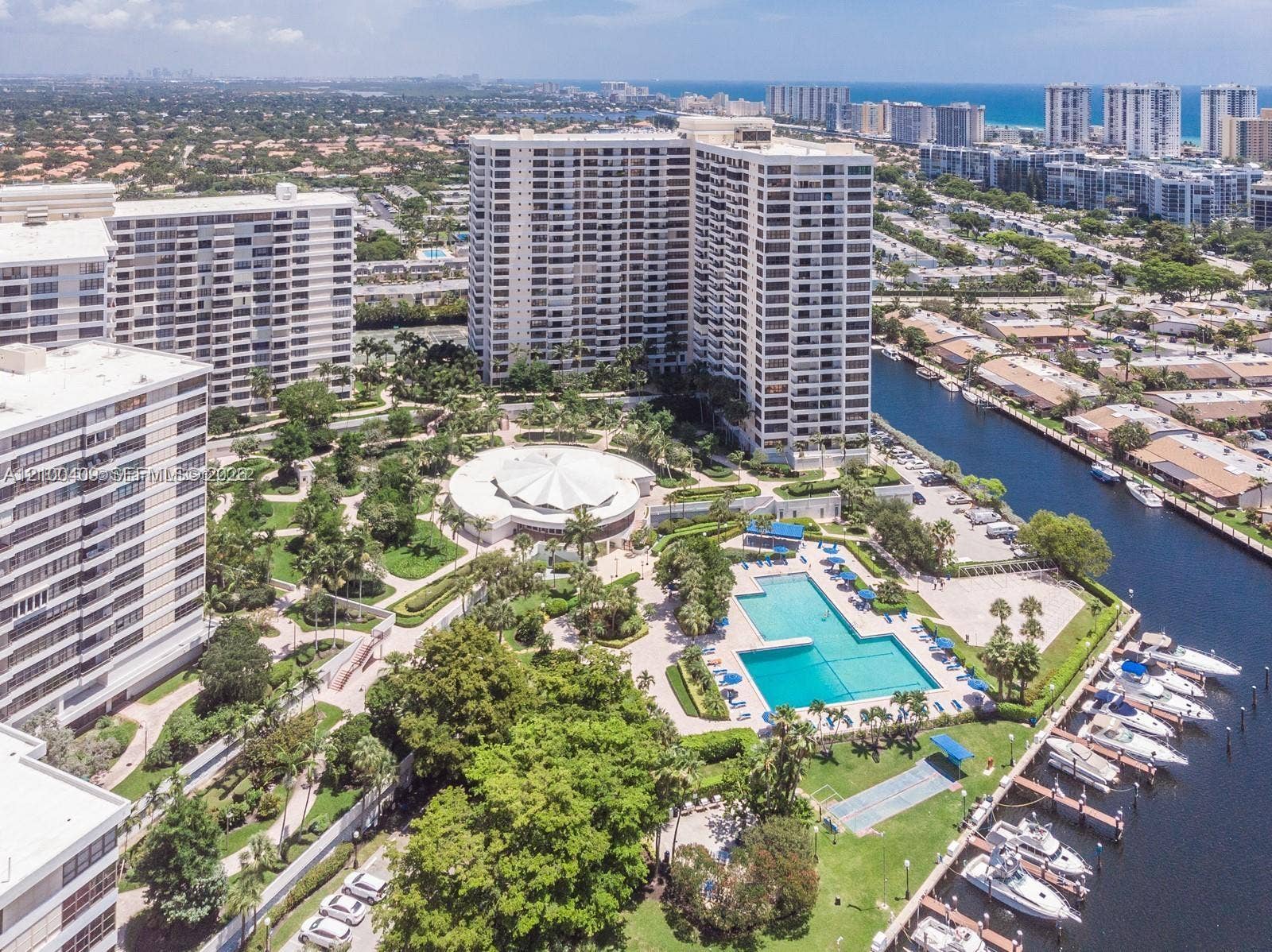 2500 Parkview Drive, #2018, Hallandale Beach, FL 33009 Photo 3