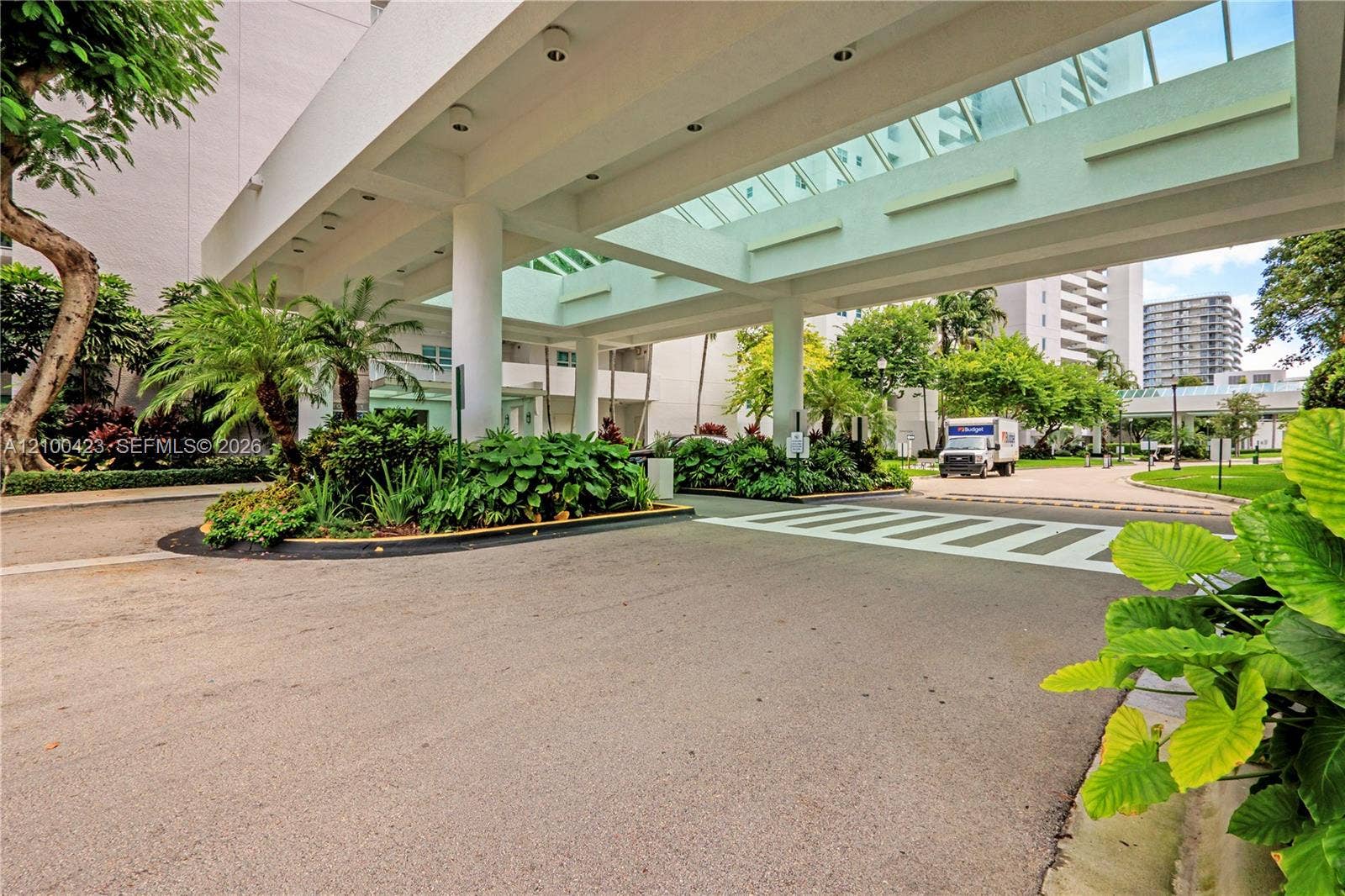 15051 Royal Oaks Lane, #402, North Miami, FL 33181 Photo 32