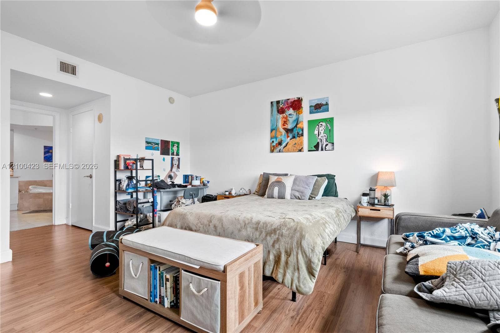 15051 Royal Oaks Lane, #402, North Miami, FL 33181 Photo 8