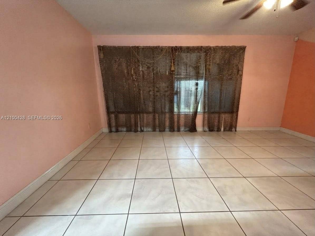 6641 SW 5th Street, Pembroke Pines, FL 33023 AI Staged Empty