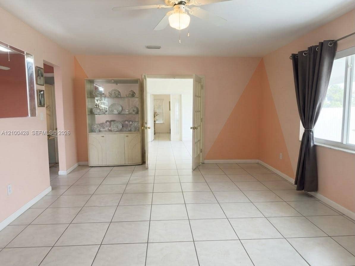 6641 SW 5th Street, Pembroke Pines, FL 33023 AI Staged Empty