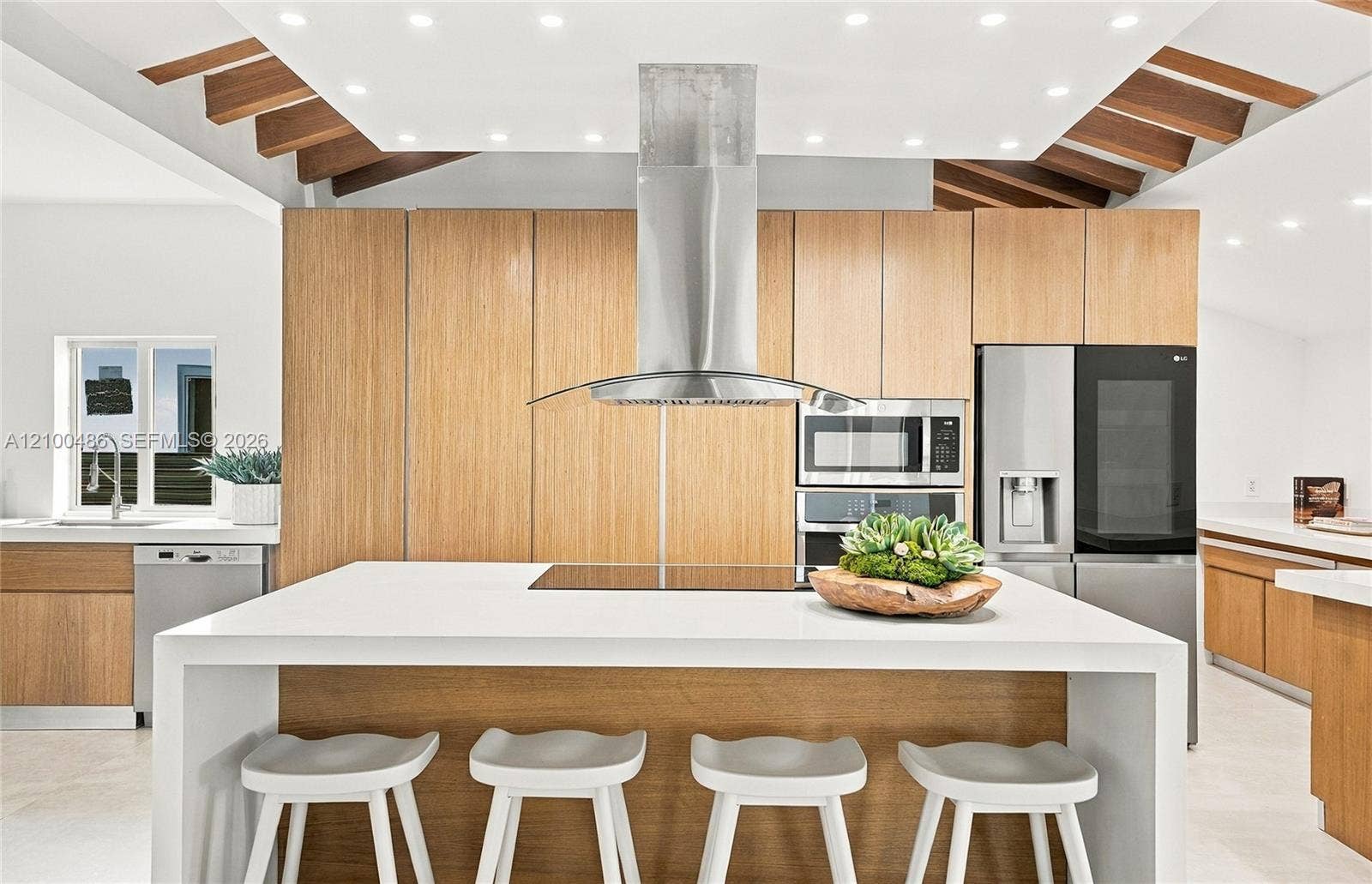 596 W 50th Street, Miami Beach, FL 33140 Photo 25