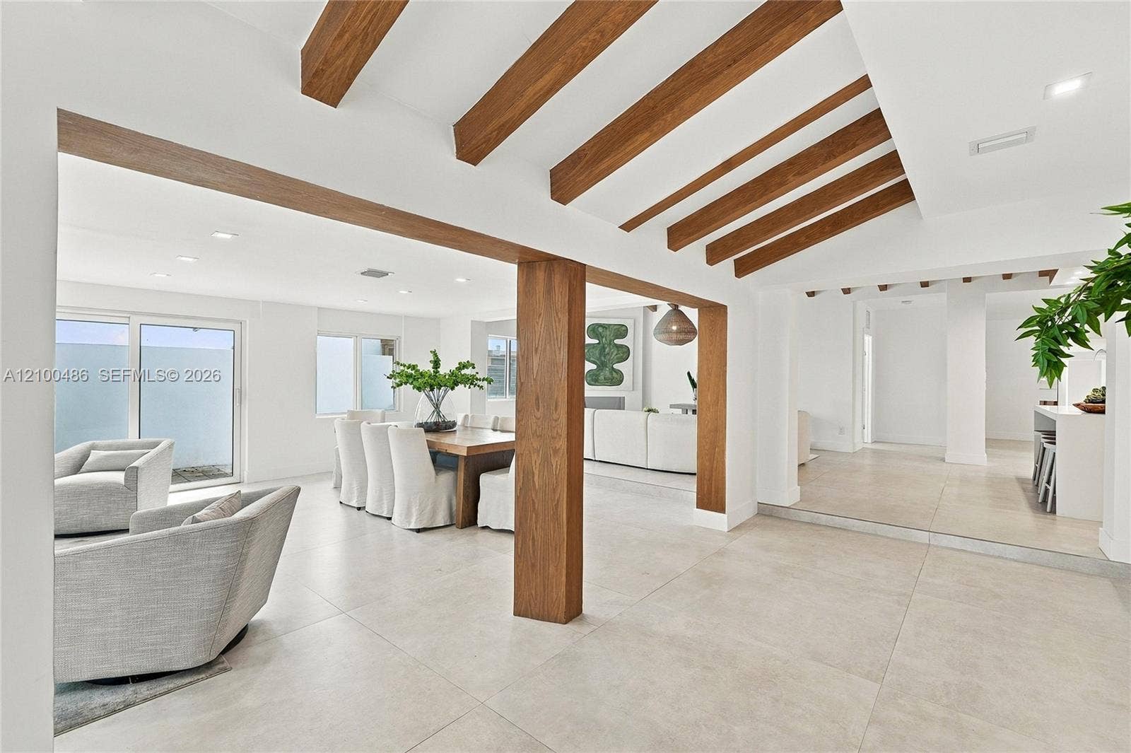 596 W 50th Street, Miami Beach, FL 33140 Photo 11