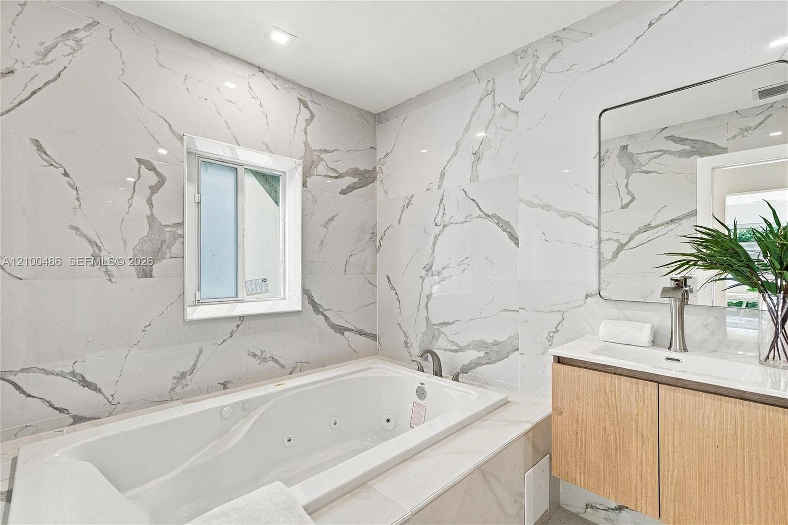 596 W 50th Street, Miami Beach, FL 33140 Photo 43