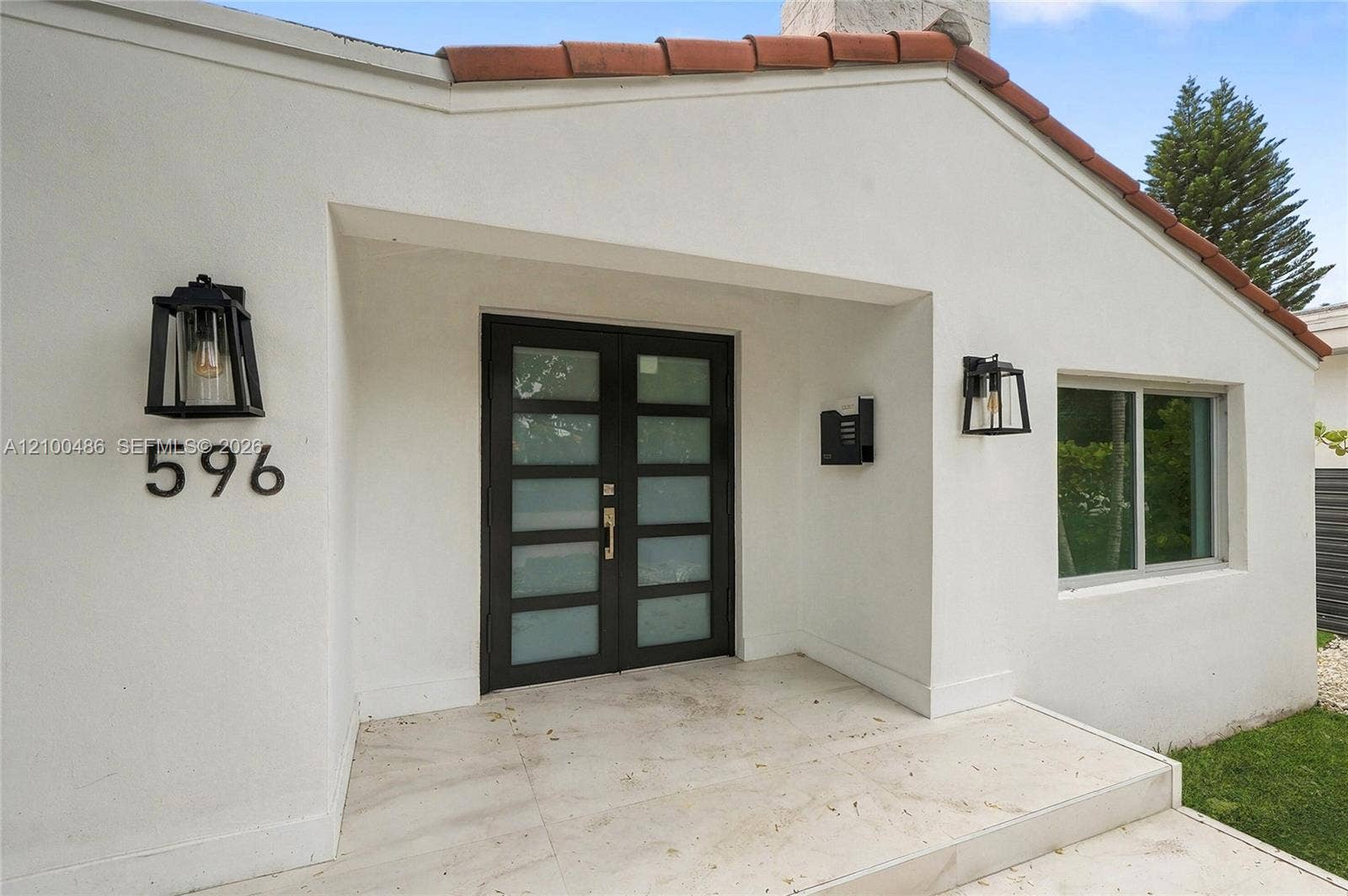 596 W 50th Street, Miami Beach, FL 33140 Photo 7