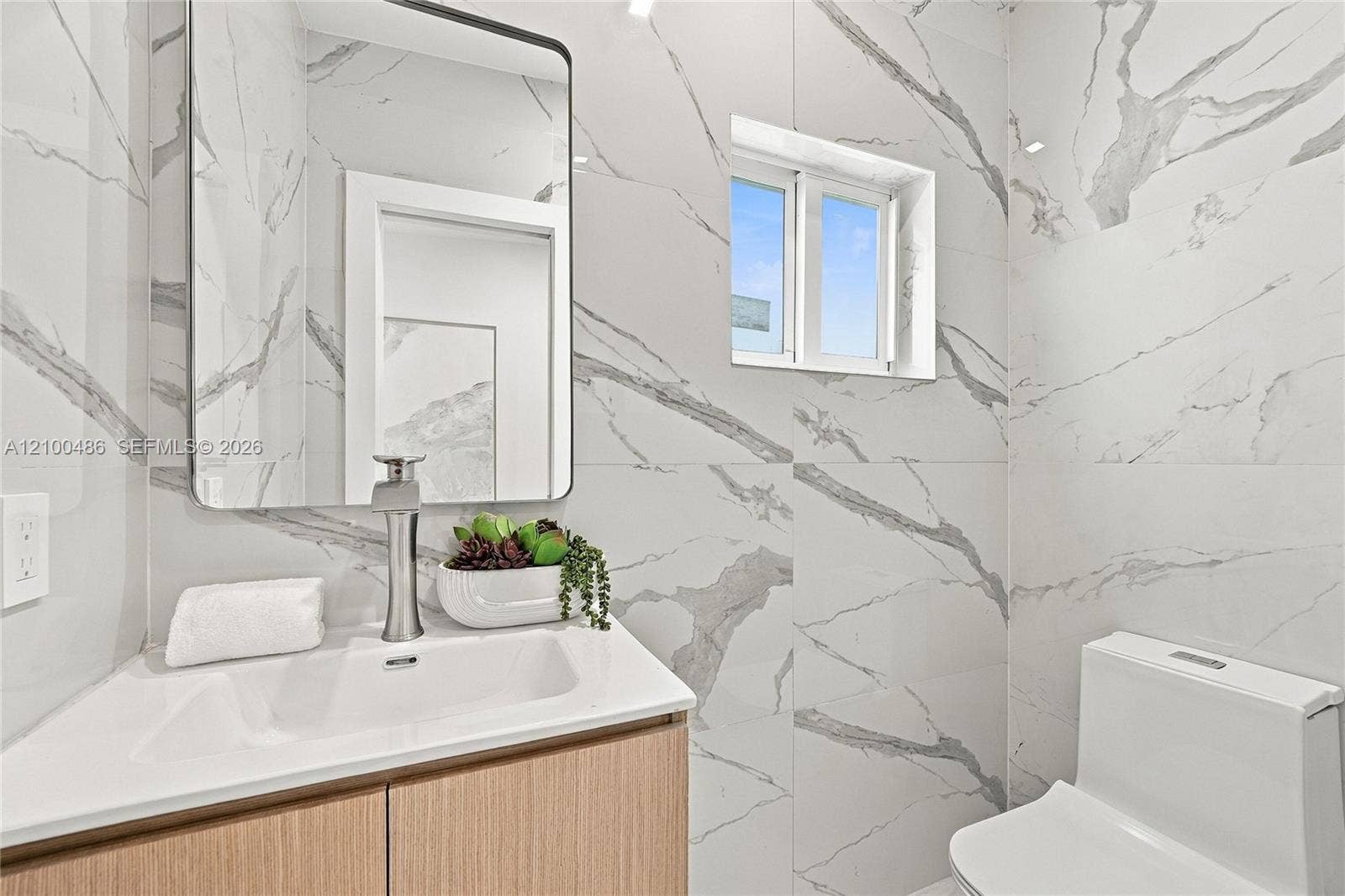 596 W 50th Street, Miami Beach, FL 33140 Photo 60
