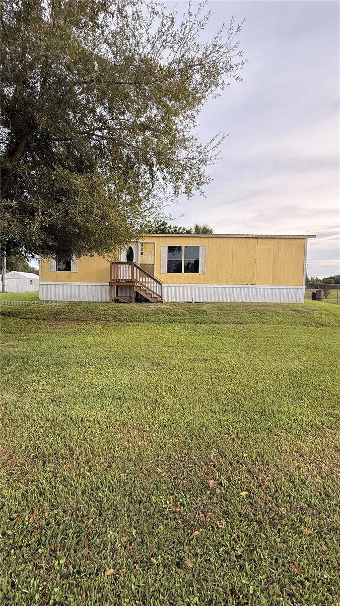 Property photo for 428 Ave D, Moore Haven, FL