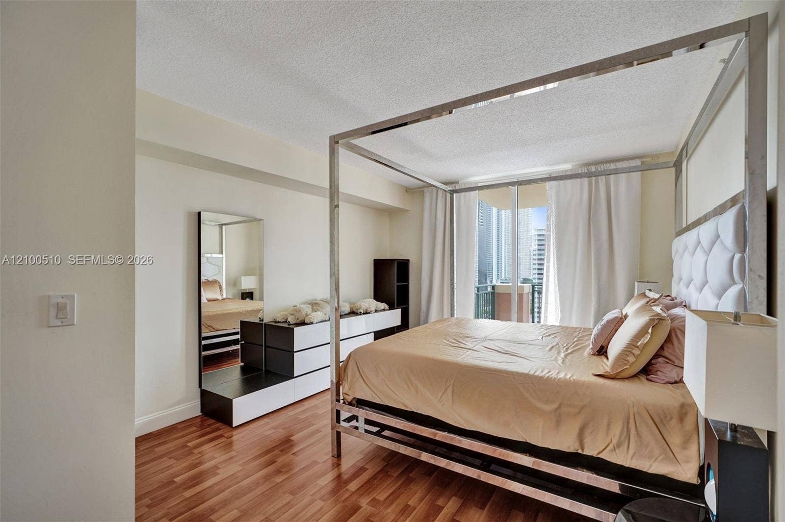 17555 Atlantic Boulevard, #UPH2, Sunny Isles Beach, Sunny Isles Beach, FL 33160 Photo 14