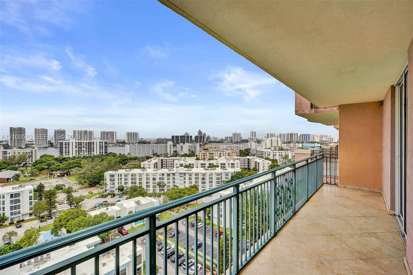 17555 Atlantic Boulevard, #UPH2, Sunny Isles Beach, Sunny Isles Beach, FL 33160 Photo 44