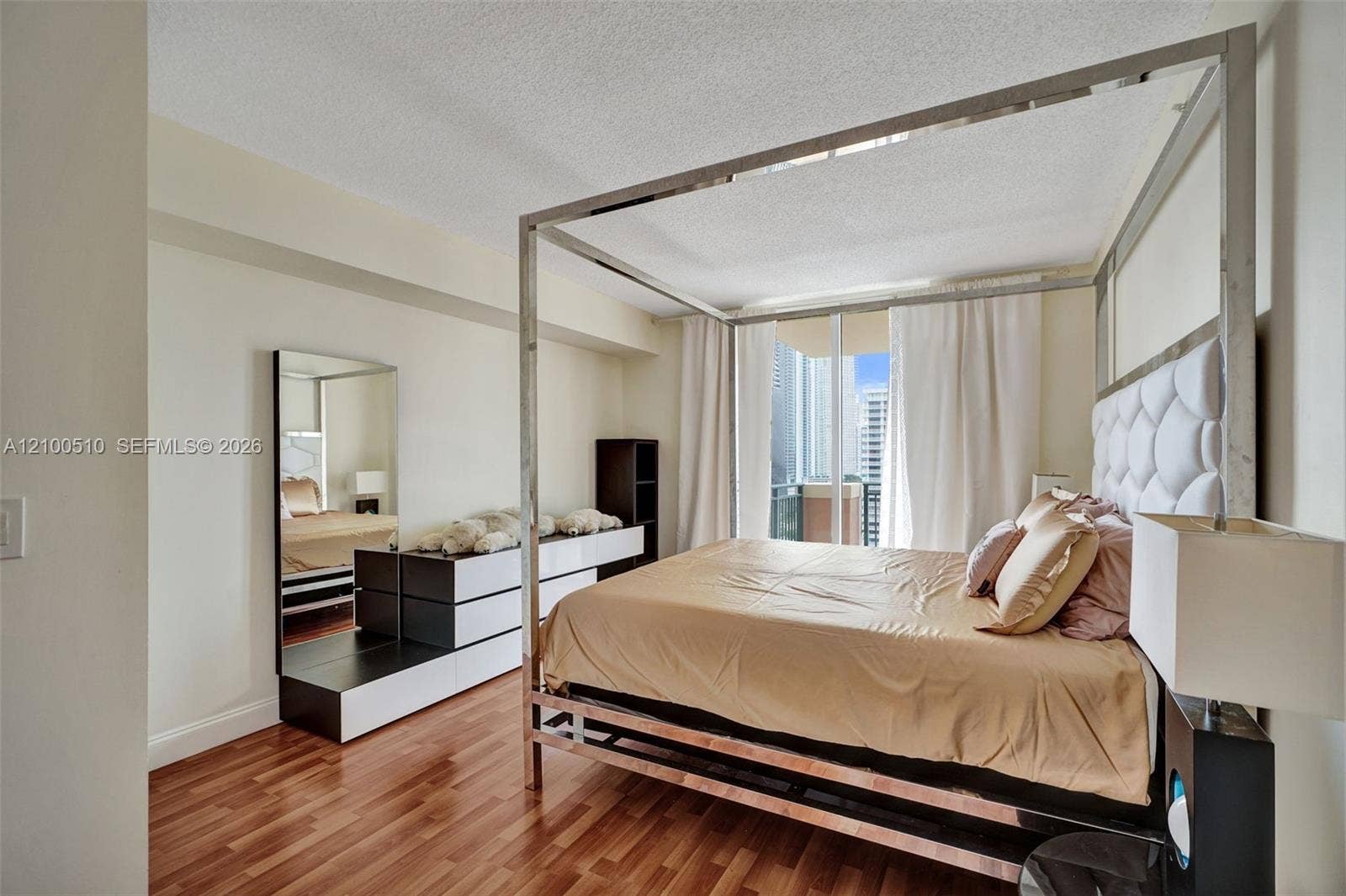 17555 Atlantic Boulevard, #UPH2, Sunny Isles Beach, Sunny Isles Beach, FL 33160 Photo 15