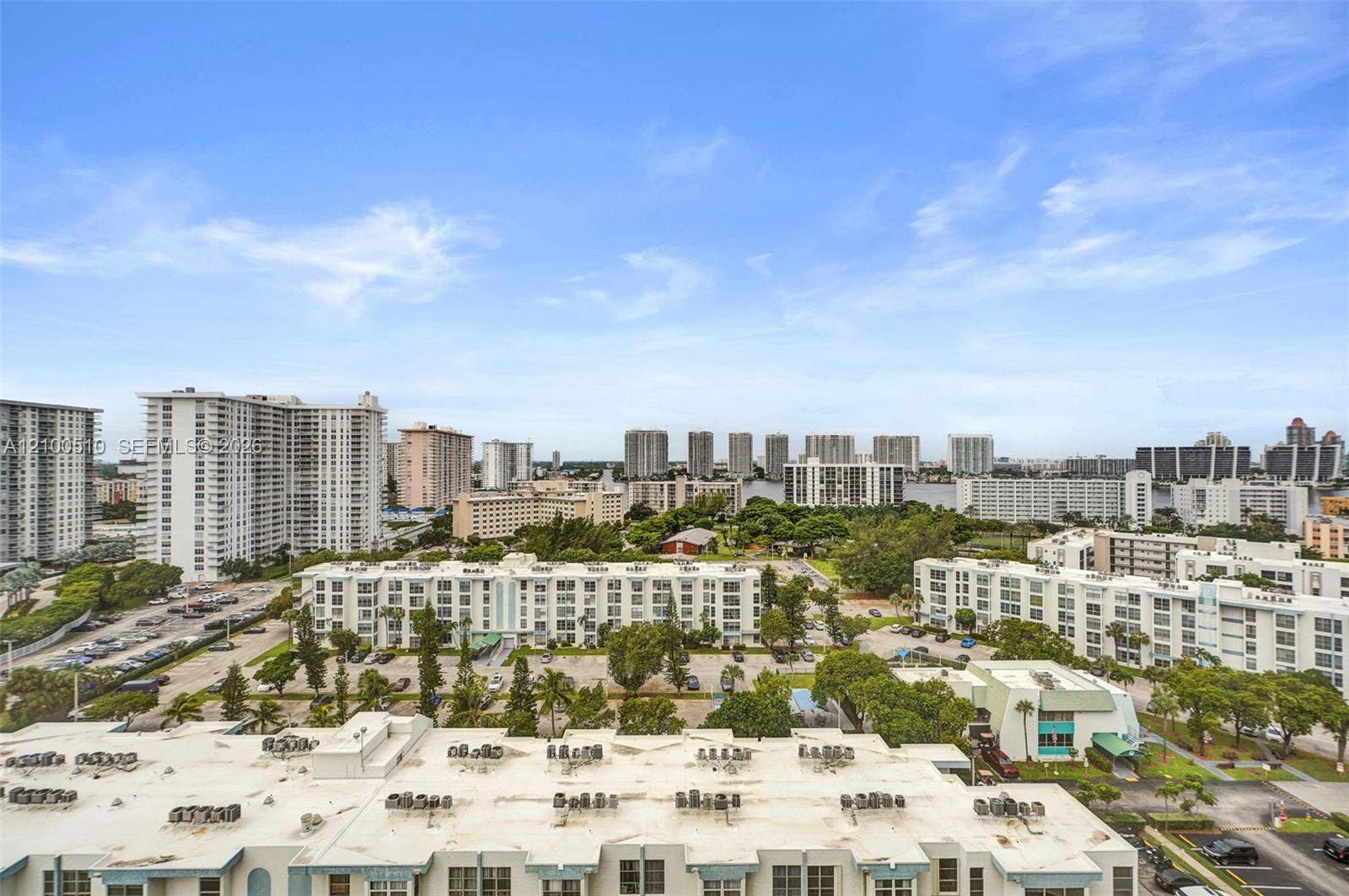 17555 Atlantic Boulevard, #UPH2, Sunny Isles Beach, Sunny Isles Beach, FL 33160 Photo 43