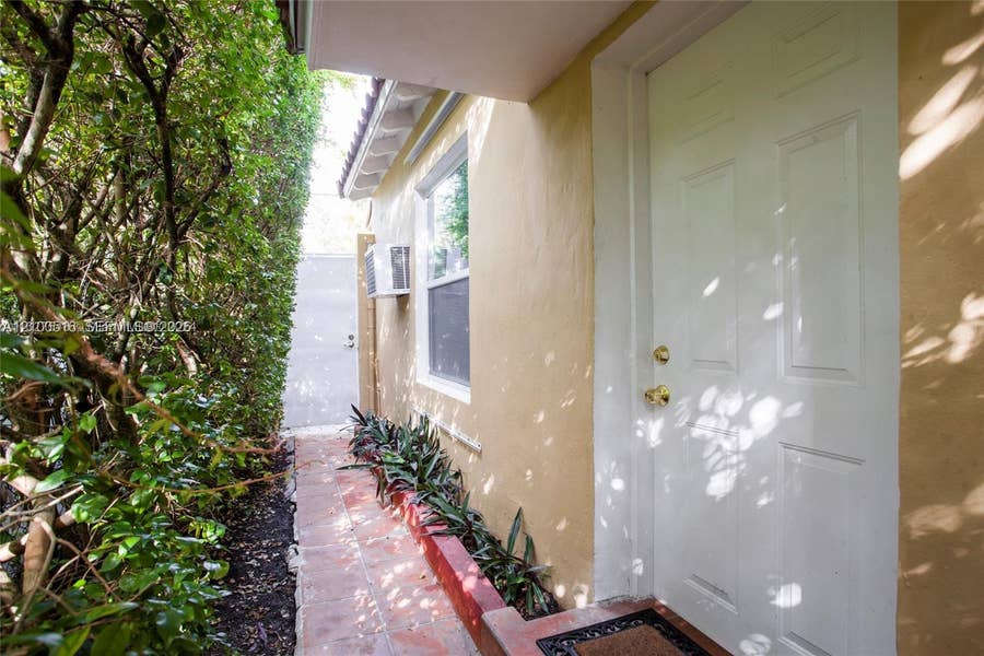 Property photo for Miami Beach, FL
