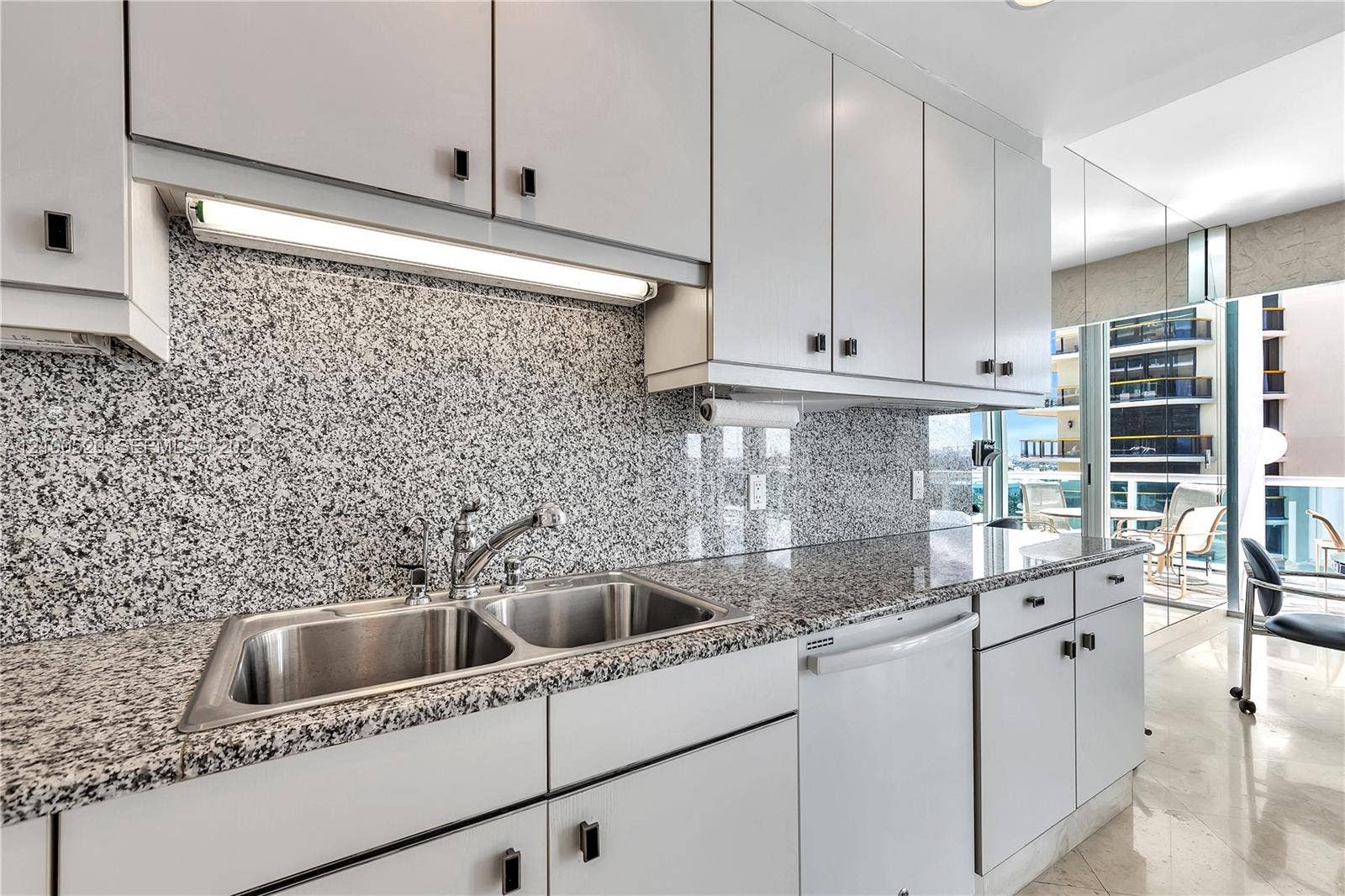 10101 Collins Avenue, #11D +Cabana, Bal Harbour, FL 33154 Photo 39
