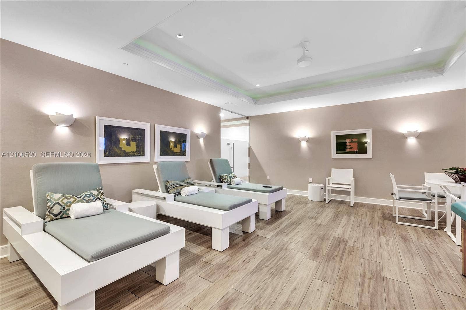 10101 Collins Avenue, #11D +Cabana, Bal Harbour, FL 33154 SPA