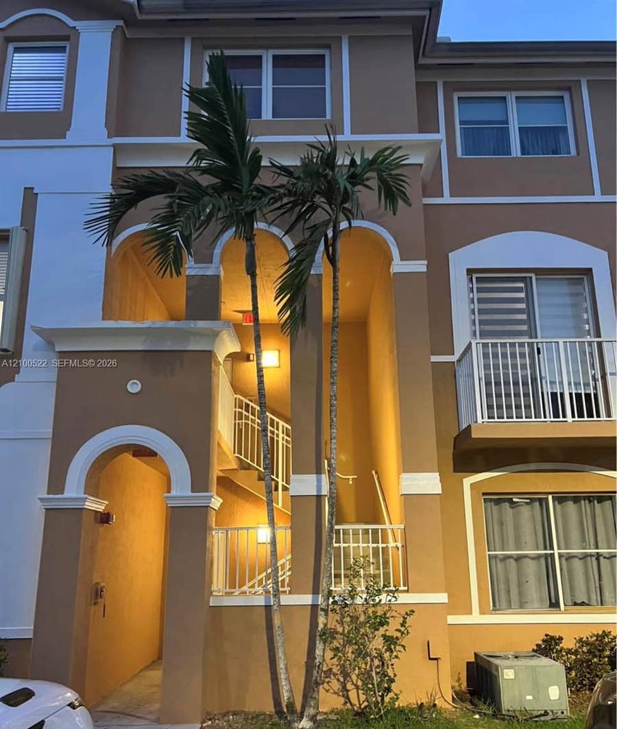 Property photo for 17800 NW 73rd Avenue, #205-21, Hialeah, FL
