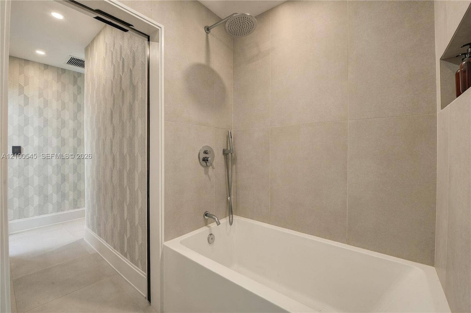 1042 NE 95th Street, Miami Shores, FL 33138 Calming Shared Bathroom with deep bathtub