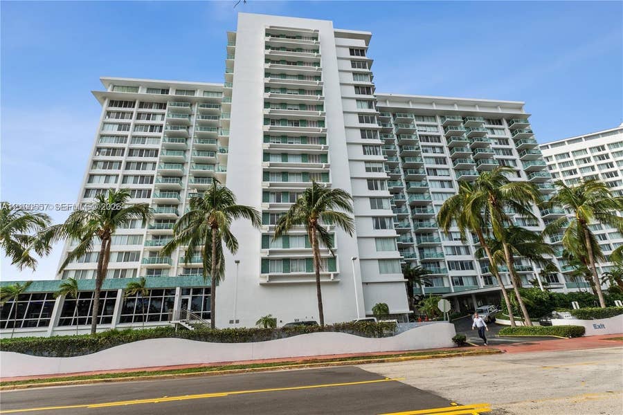 Property photo for 1000 West Avenue, #307, Miami Beach, FL