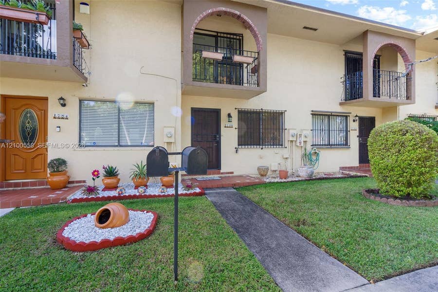 Property photo for 1786 W 42nd Street, #1786, Hialeah, FL