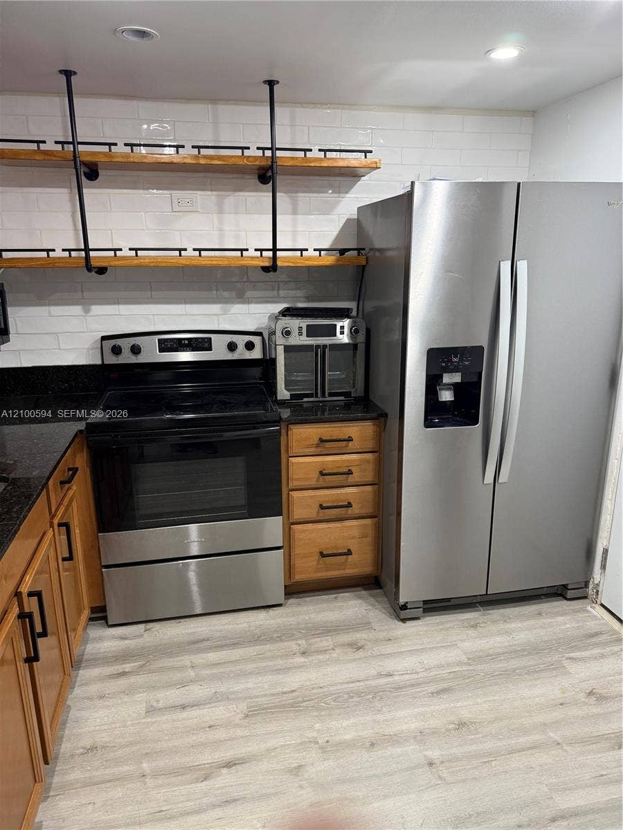 410 NW 68th Avenue, #517, Plantation, Plantation, FL 33317 Photo 3