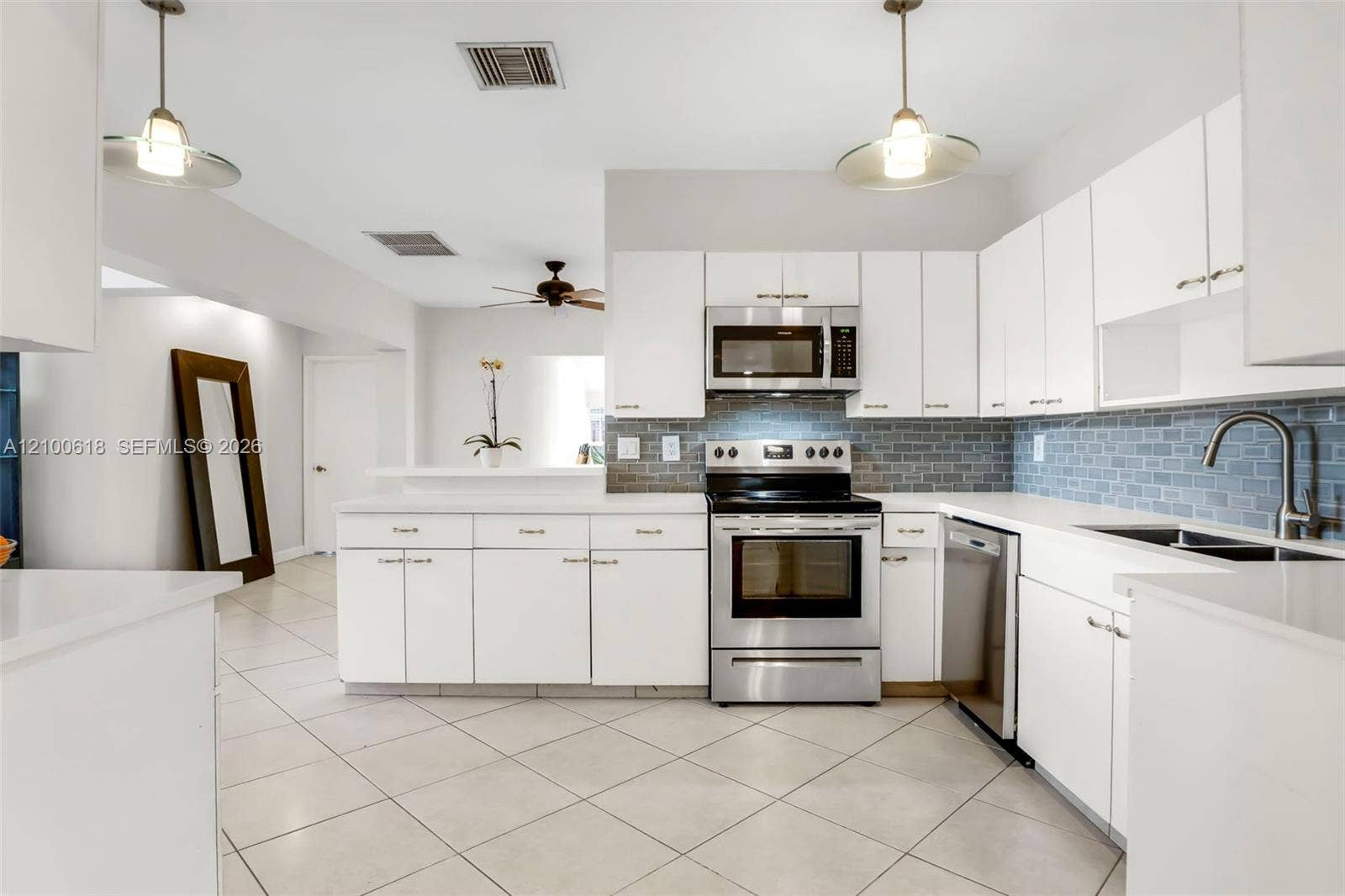3225 Arthur Terrace, Hollywood, FL 33021 Photo 5