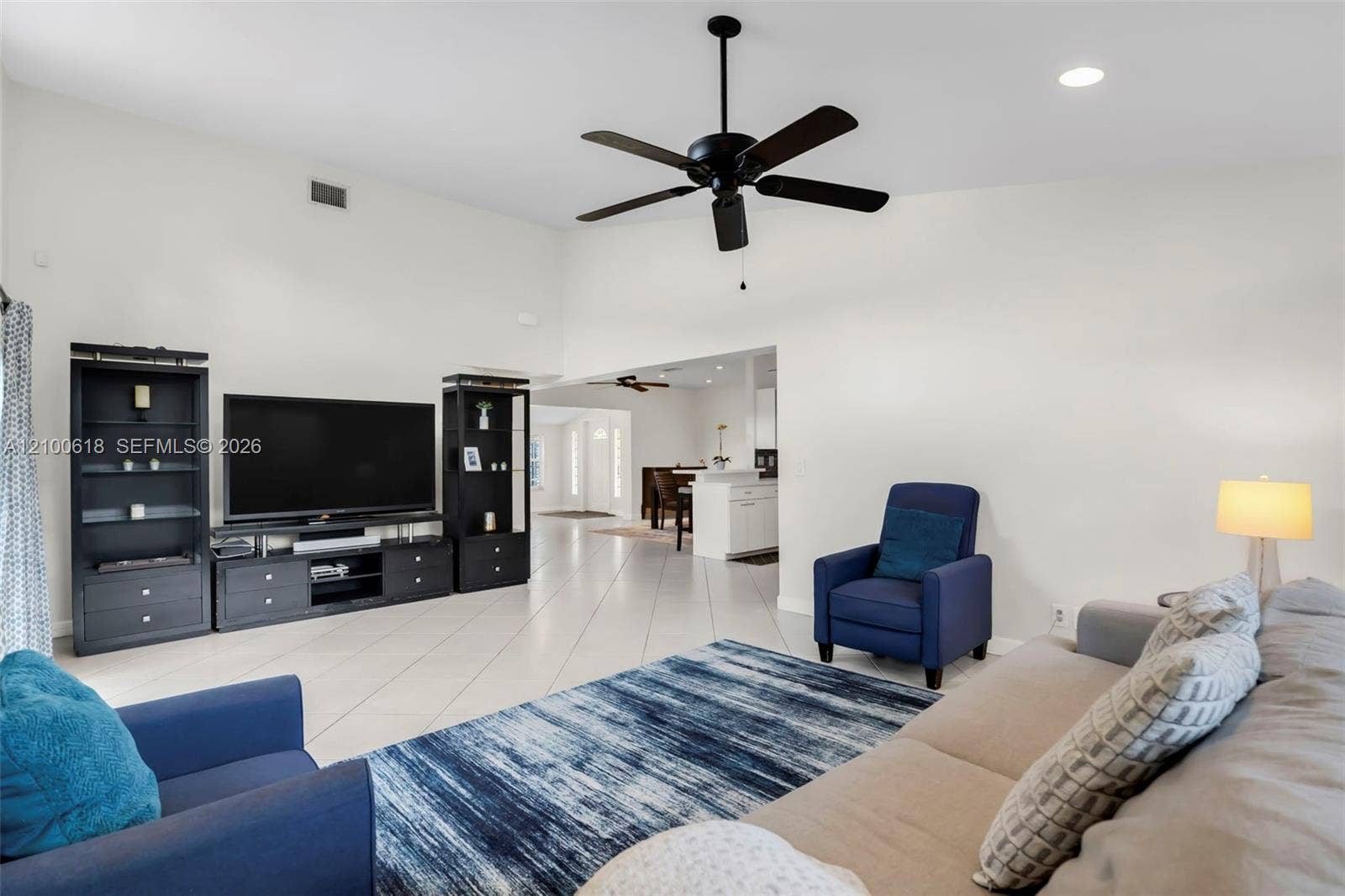 3225 Arthur Terrace, Hollywood, FL 33021 Photo 9