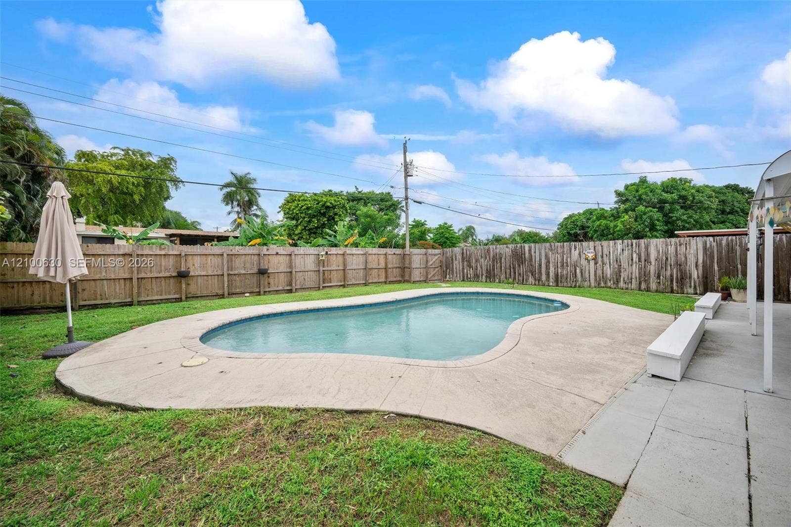 540 S Rainbow Drive, Hollywood, FL 33021 Photo 4