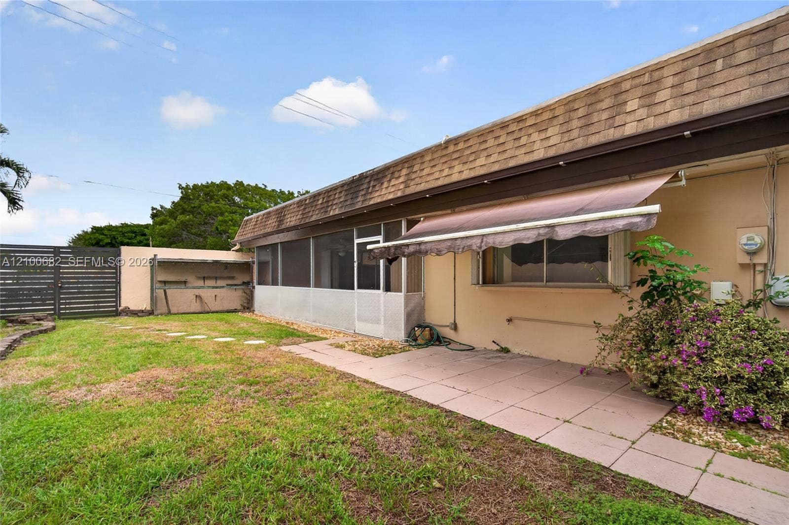 8402 SW 102nd Court, Miami, FL 33173 Another view of the yard and back of the home *
