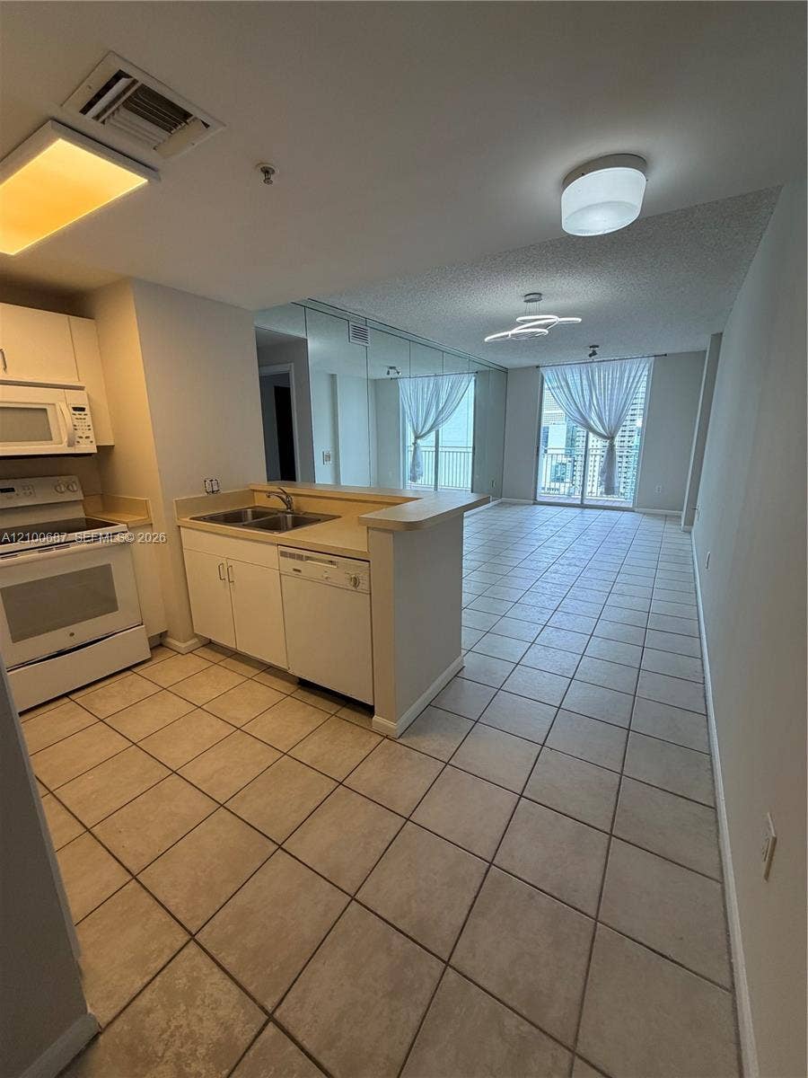 Property photo for 185 SE 14th Terrace, #2512, Miami, FL
