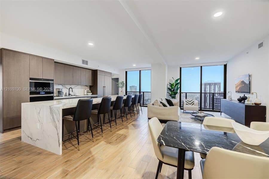 Property photo for 398 NE 5th Street, #3718-3719, Miami, FL