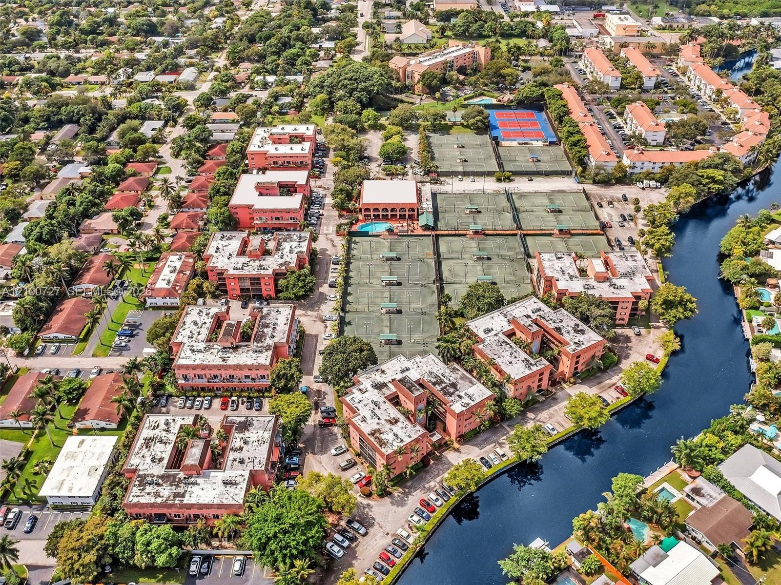 620 Tennis Club Drive, #301, Fort Lauderdale, FL 33311 Photo 38