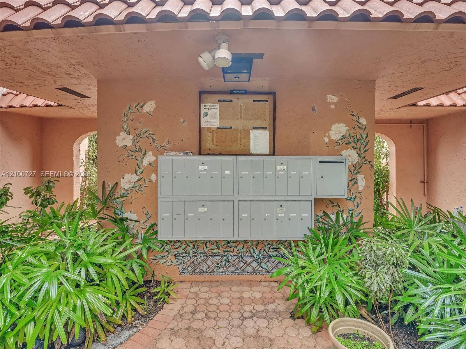 620 Tennis Club Drive, #301, Fort Lauderdale, FL 33311 Photo 30