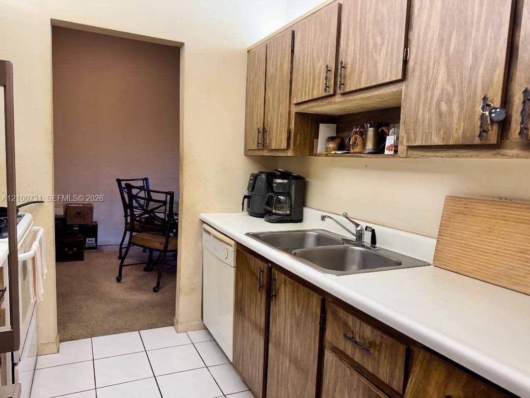 10742 La Placida Drive, #8-B1, Coral Springs, FL 33065 Photo 3